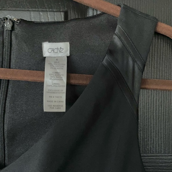 Cache Elegant, Yet Classic Black Fitted Dress - Picture 6 of 8